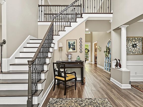 4th image of 101 Bayberry Ln
