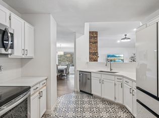 322 Valley Spring Dr, Arlington, TX 76018