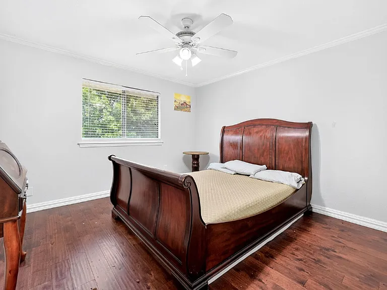310 Overland Dr — Photo 20