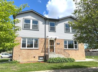 9555 Merton Ave, Oak Lawn, IL 60453