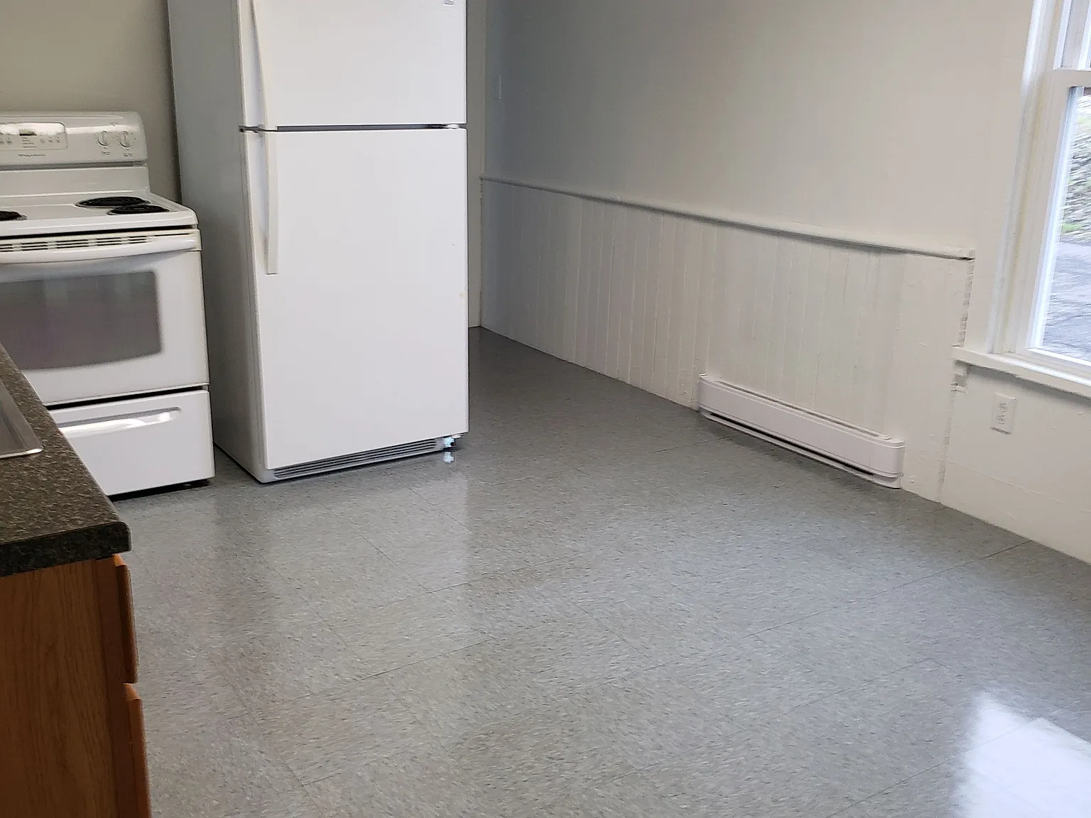 4 bed, 1.0 bath, $1,100 — Photo 4