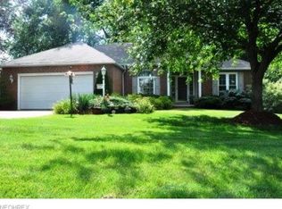 2225 Fallen Oak Cir NE, Massillon, OH 44646