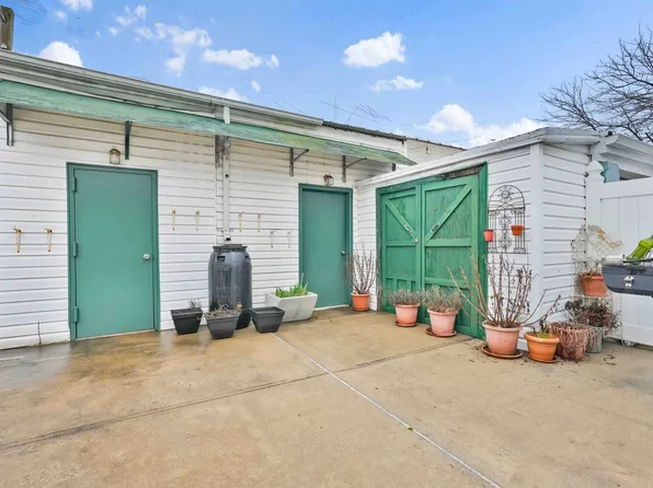 1623 George Street image 23 of 25