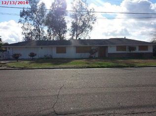 2349 W Monte Vista Ave, Visalia, CA 93277