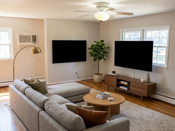 721 Tompkins Ave Floor 2