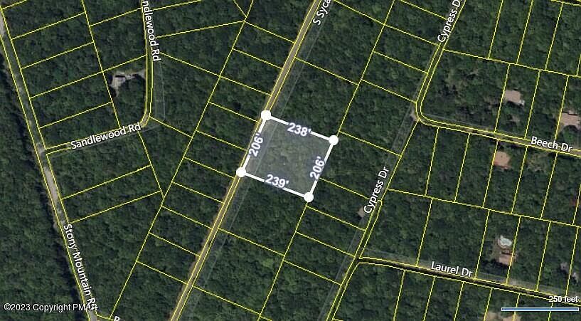 2nd image of B102/b103 S Sycamore Dr