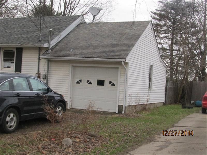 2nd image of 120 Ohio St