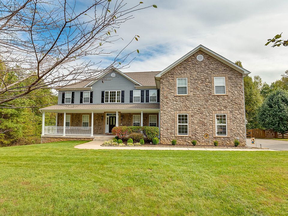 1st image of 80 Alderwood Dr