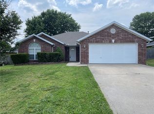 431 Spicewood Trl, Centerton, AR 72719