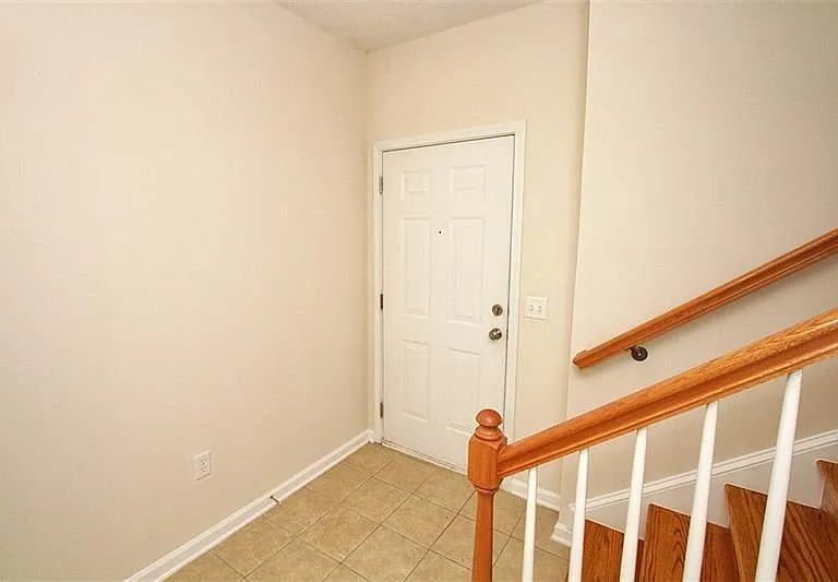 3500 Sweetwater Rd #312 — Photo 2