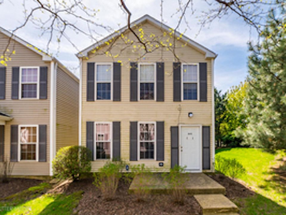 1st image of 805 Symphony Dr