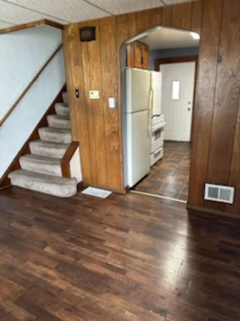 3333 & 3335 Parkview St — Photo 2