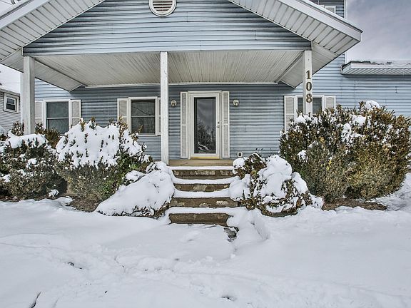 3rd image of 108 W Mill St