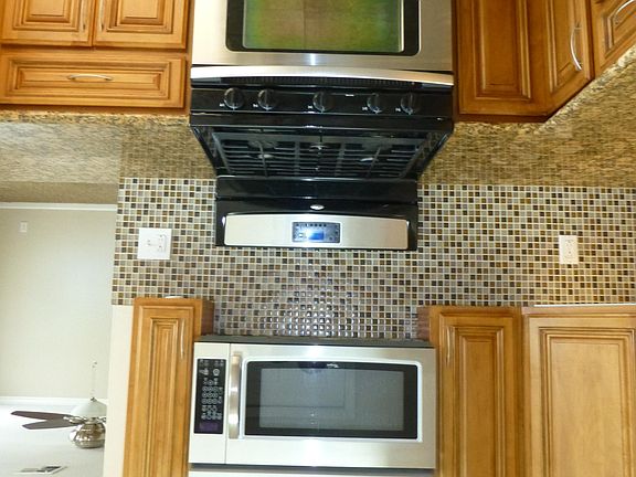 5th image of 3405 N Miami Ave