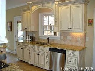 4th image of 16223 Twin Cove Dr