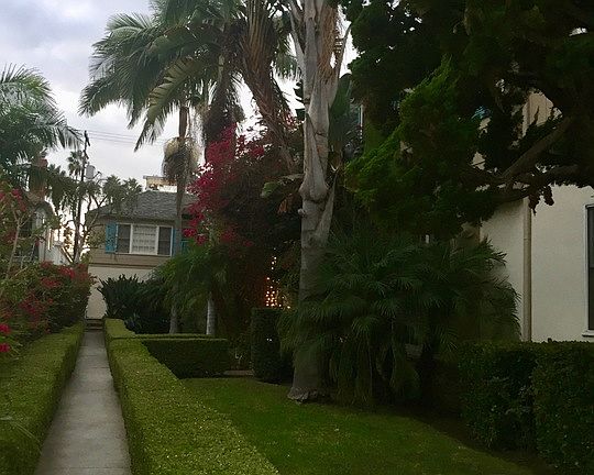 3rd image of 950 6th St Unit 4