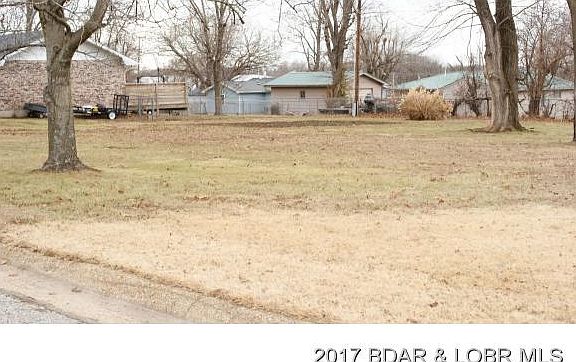 5th image of 1019 E Lawson Ave
