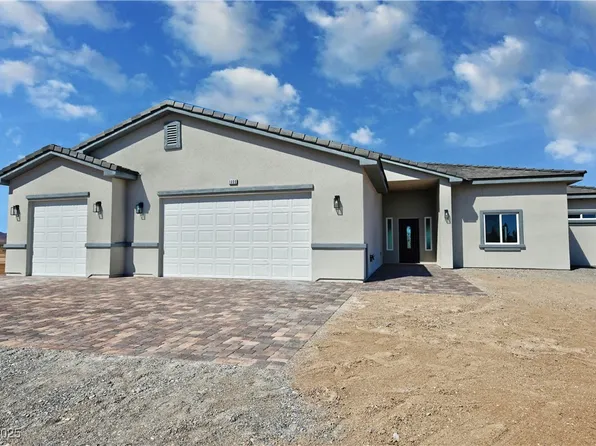 1800 Huckleberry St, Pahrump, NV 89048