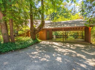5709 80th Ave SE, Mercer Island, WA 98040