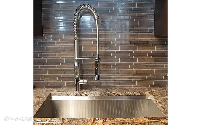 Rented by Douglas Elliman | media 26