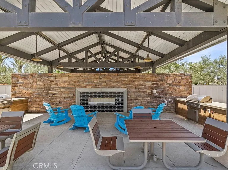 16282 Meadowhouse Ave — Photo 44