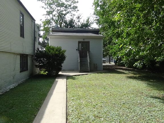 2nd image of 4941 W Gladys Ave