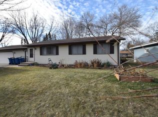 10550 Queen Ave S, Bloomington, MN 55431