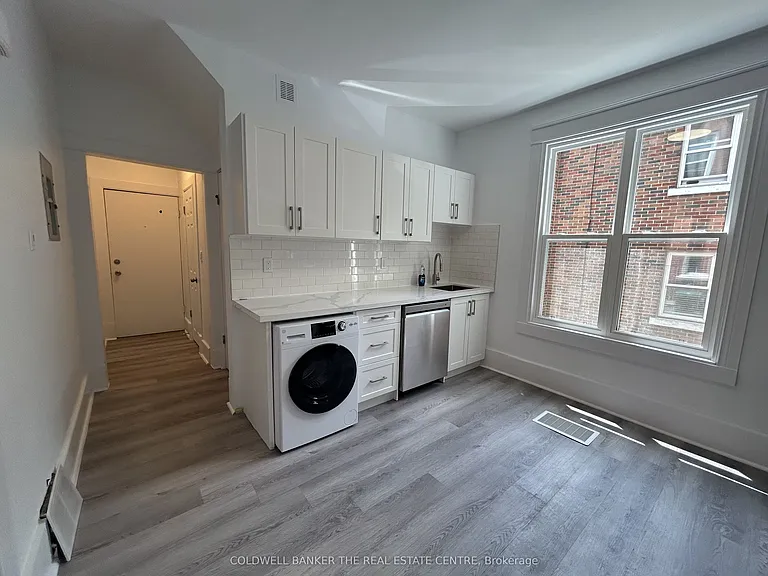 14 Brubacher St — Photo 28
