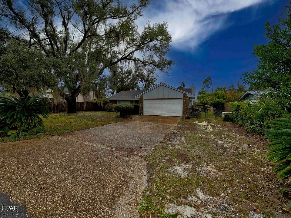 1st image of 3708 Shoreline Cir