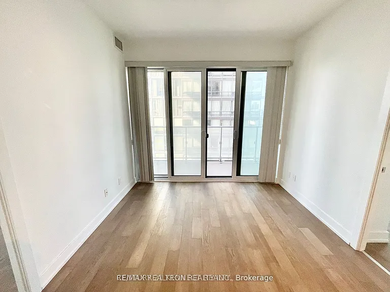7 Grenville St #2601 — Photo 9
