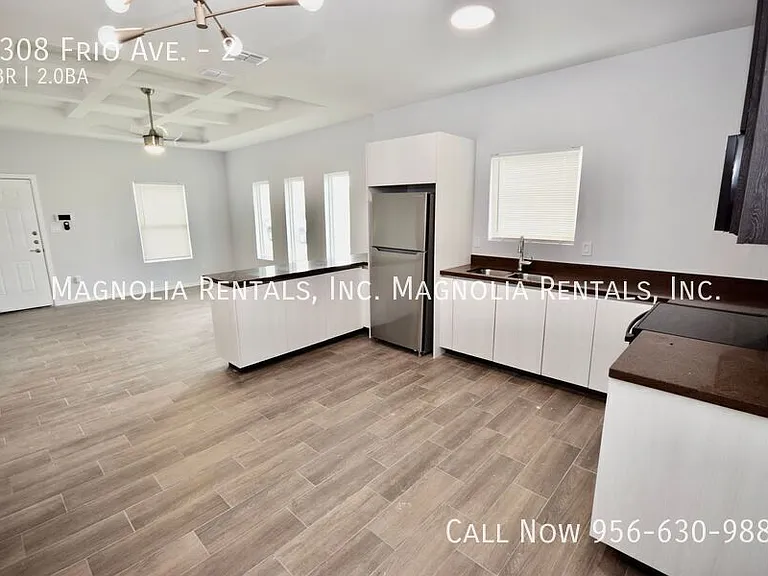 3308 Frio Ave #2 — Photo 5