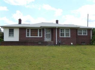 1290 Duncan Reidville Rd, Duncan, SC 29334