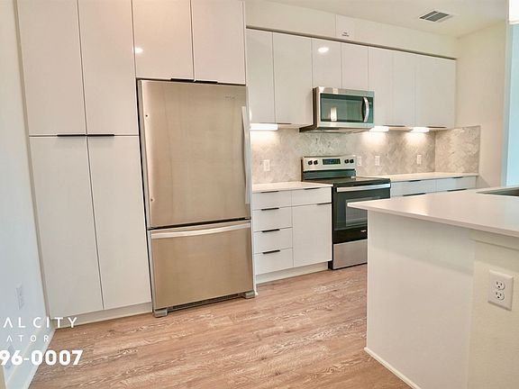 Kitchen 3