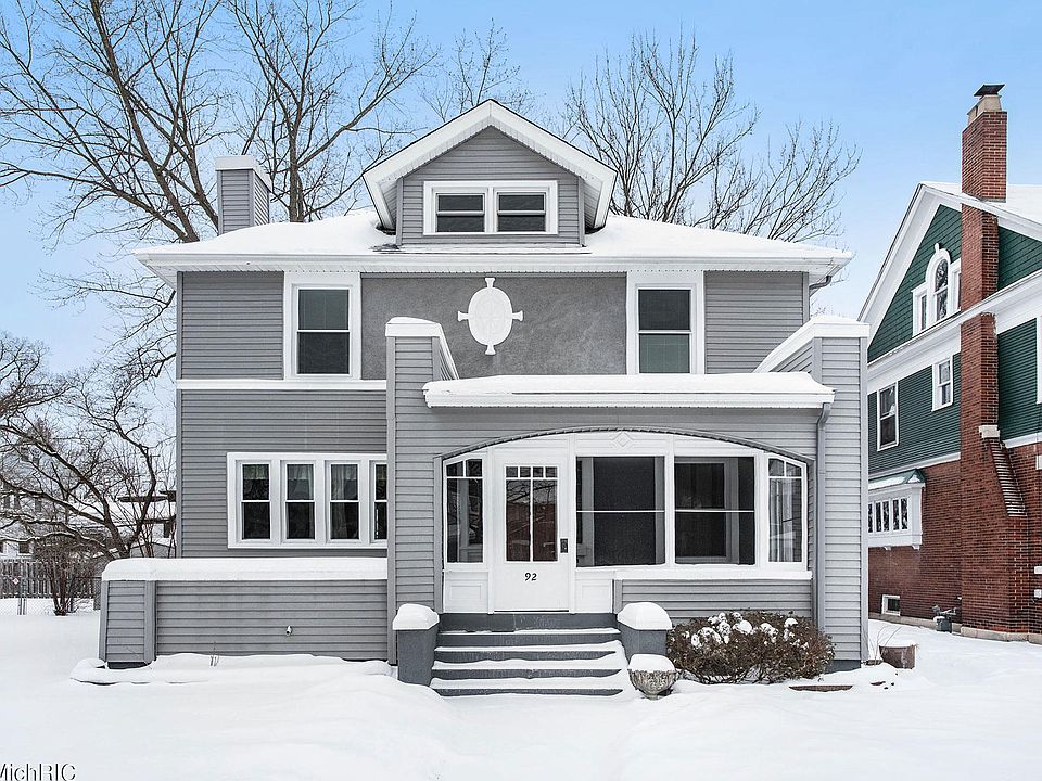 1st image of 92 Orchard Pl