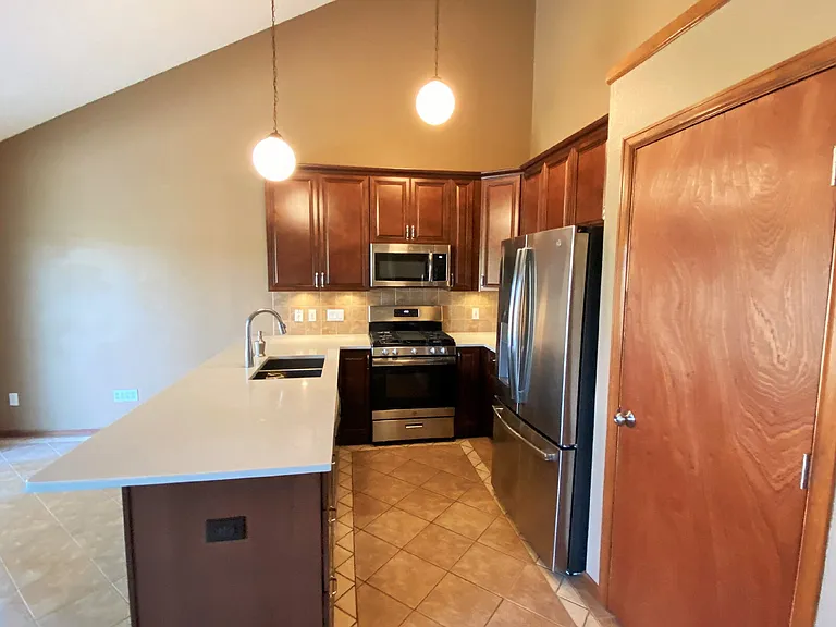 15720 E Exposition Dr — Photo 6
