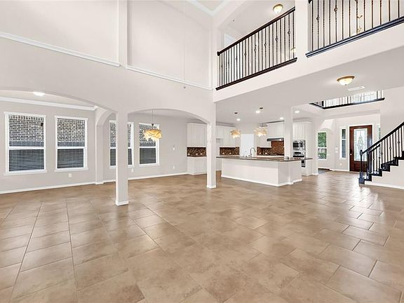 3rd image of 5127 Stone Island Ct