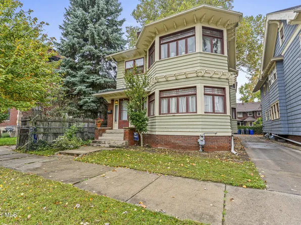 638 Winthrop St, Toledo, OH 43620