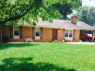 114 York Dr, Madison Heights, VA 24572