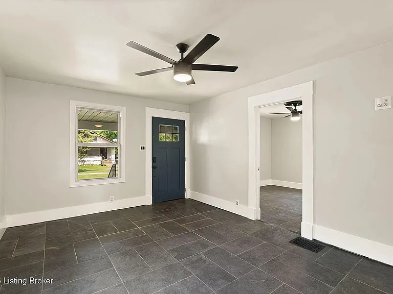 736 Iowa Ave — Photo 11