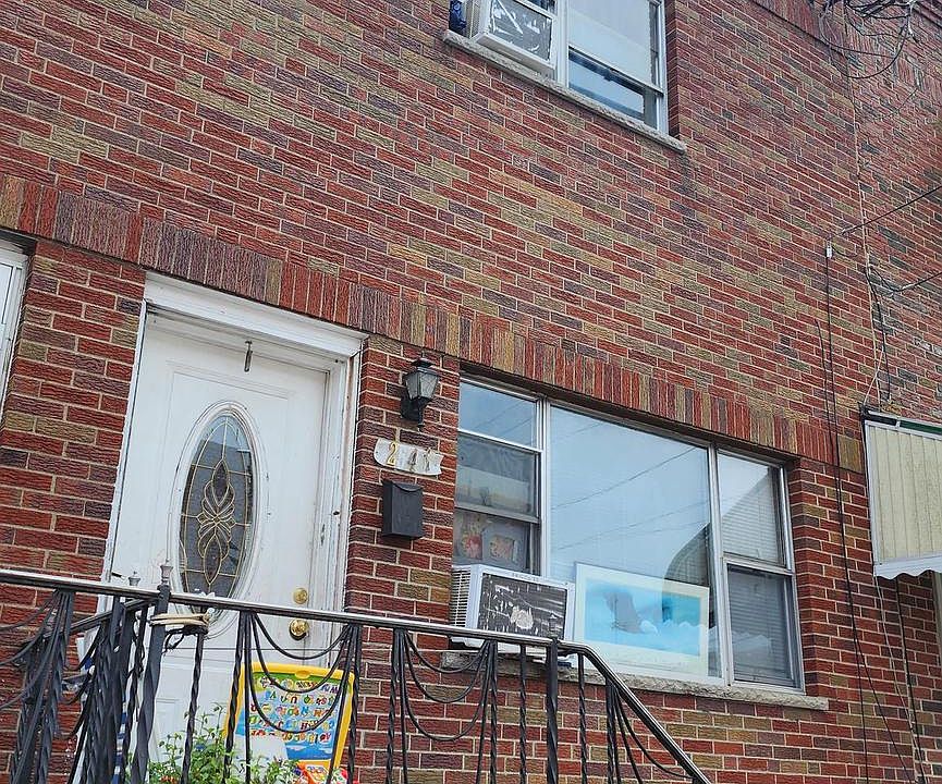 2nd image of 2547 S 10th St