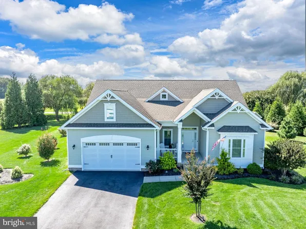 24860 Mistletoe Dr, Georgetown, DE 19947