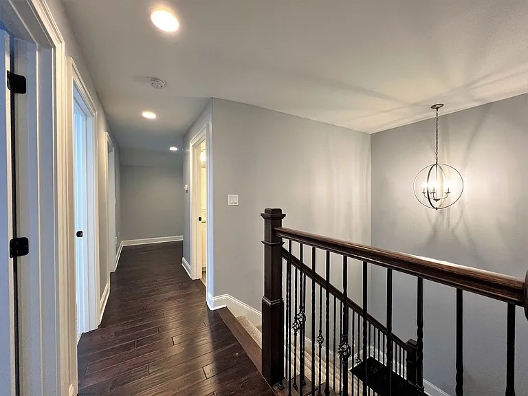 1121 Andalusian Way — Photo 17