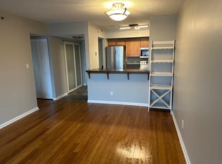 1024 N Utah St APT 816, Arlington, VA 22201