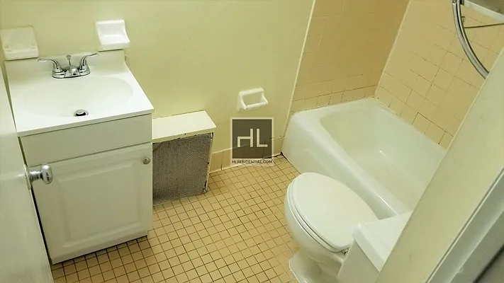 Rented by Highline Residential | media 19