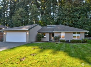 4613 7th Ave NE, Lacey, WA 98516