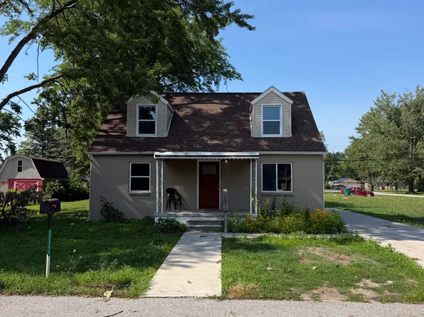 23864 Liddle St, Brownstown, MI 48183
