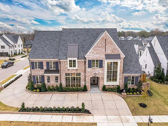 2nd image of 674 Bushwillow Ln
