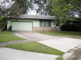 737 Scott Ct, Crown Point, IN 46307