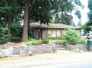 2611 NE 135th St, Seattle, WA 98125