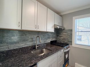 420 Cross Rd APT B16, Matawan, NJ 07747